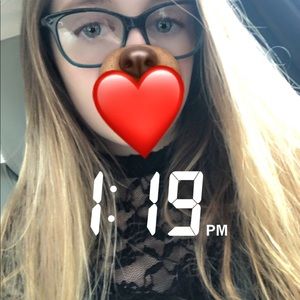 Meet your Posher, Macy